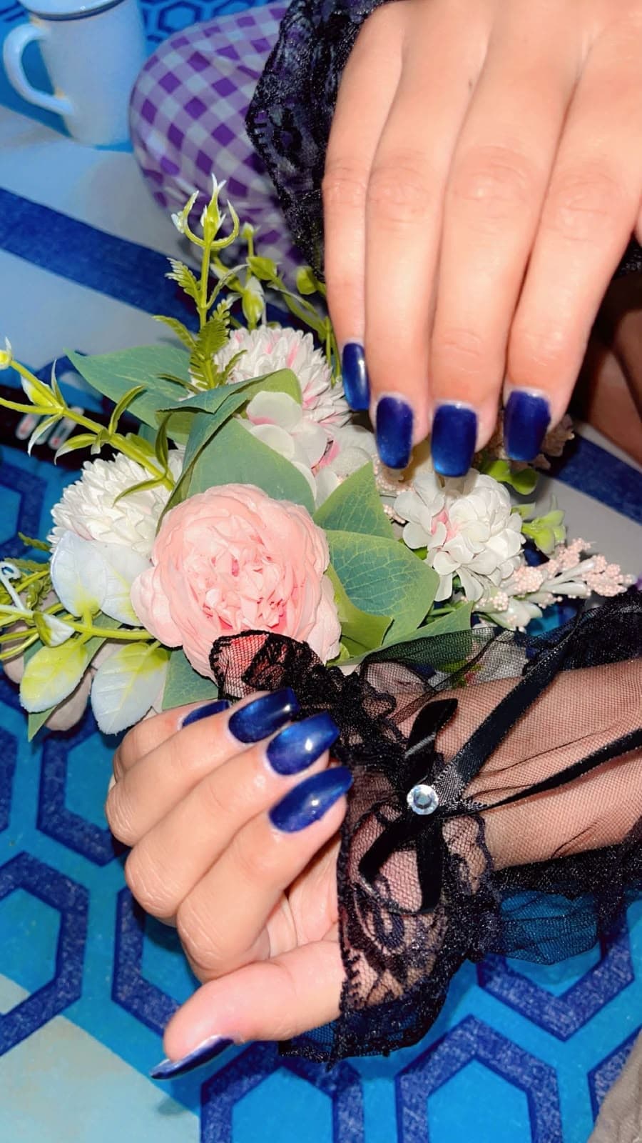 Venus Vibe Nails